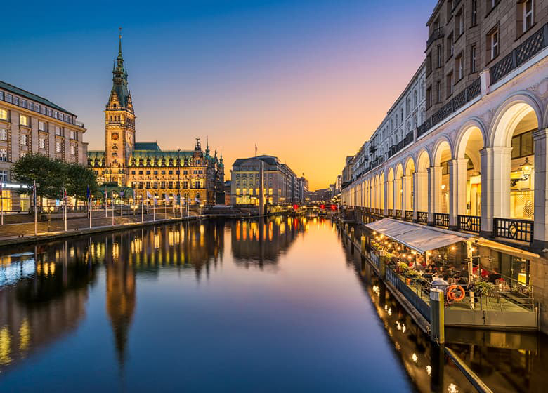 Abendliche Stimmung in Hamburg an der Elbe