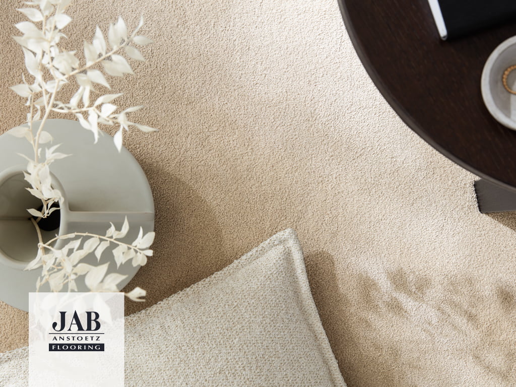 Creme farbener Teppichboden Detail