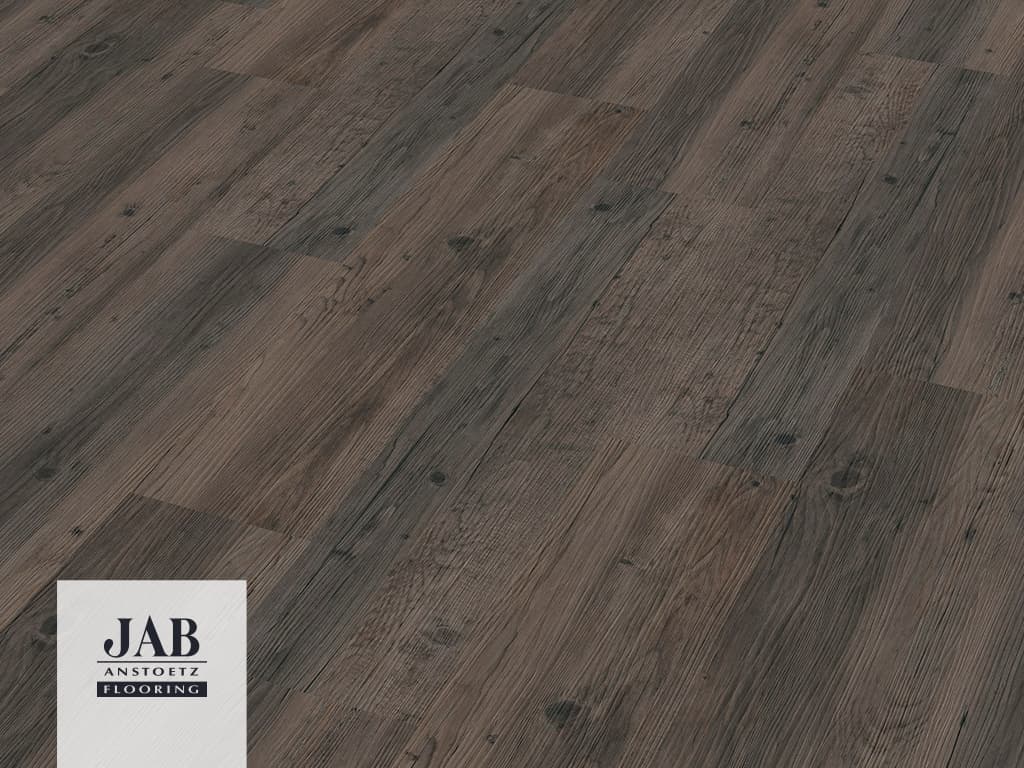Vinylboden verlegt in dunkel brauner Holzoptik Detail