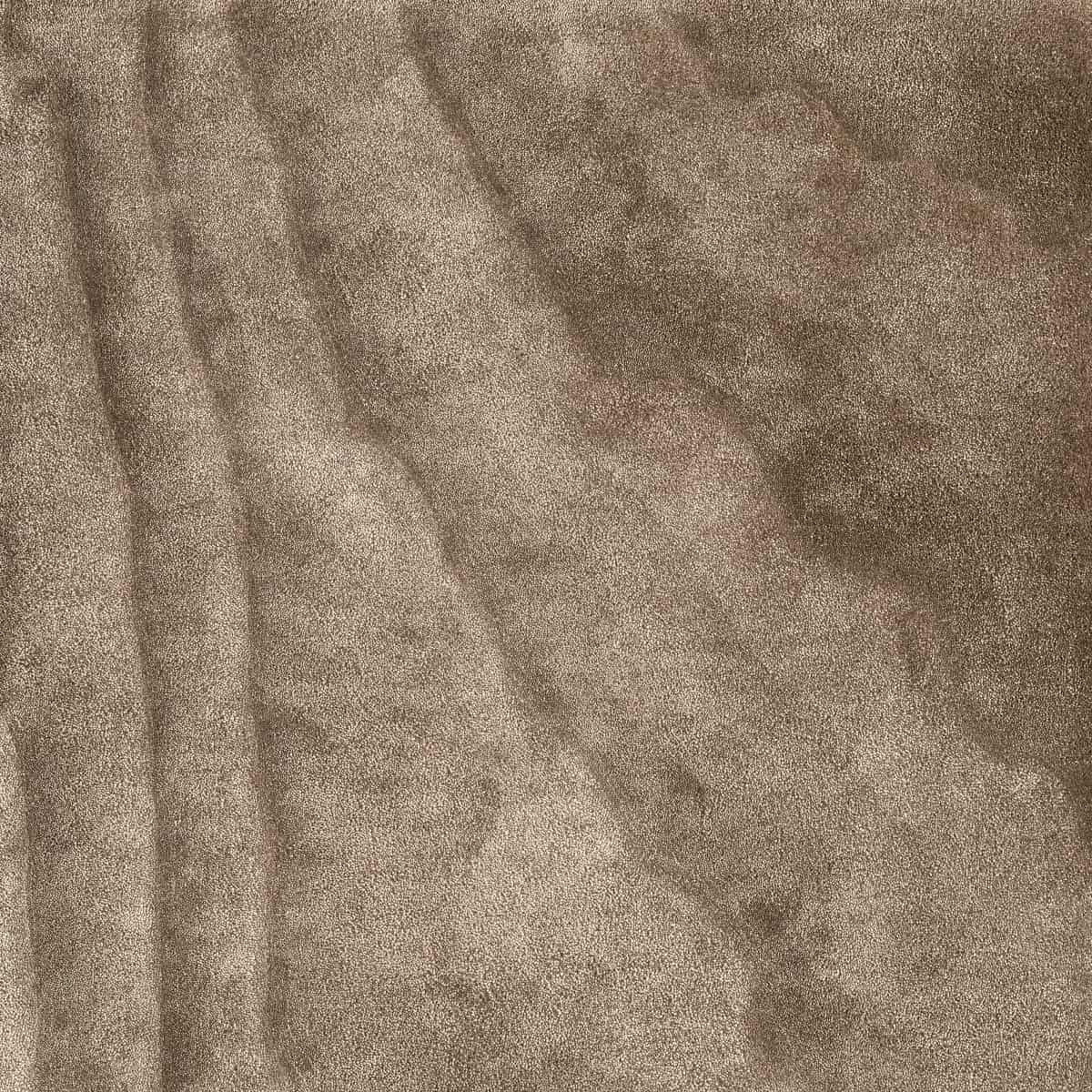 Bräunlicher Teppich Detailbild