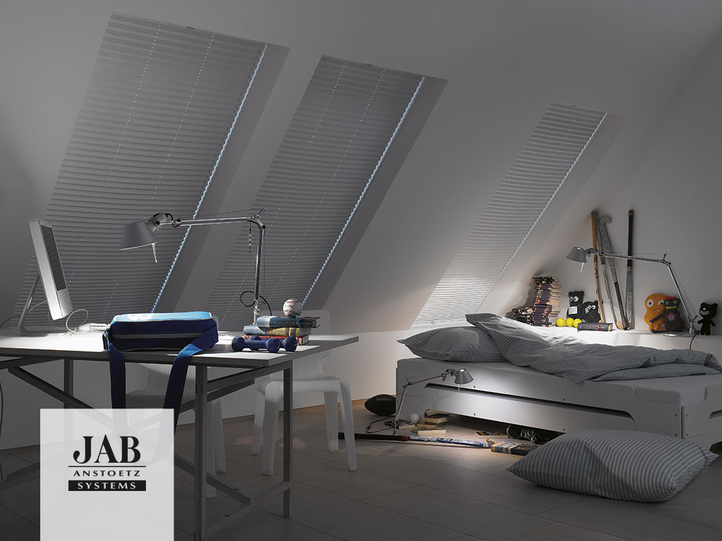 teaser-jab-anstoetz-group-styles-of-living-sunprotection-plissee-blinds-brooklyn.jpg